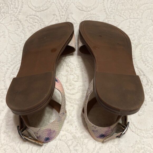 Lucky Brand Sandals Size 6M Flats with Ankle Strap Buckle Close White Floral - Picture 7 of 8